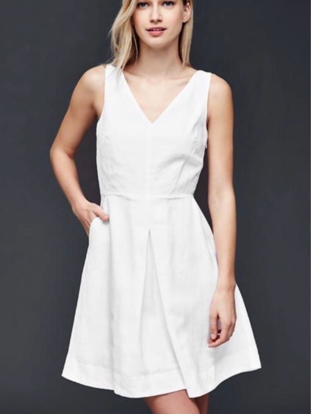 Gap Classic 100% Linen Fit and Flare Dress Size 4 New With Tag